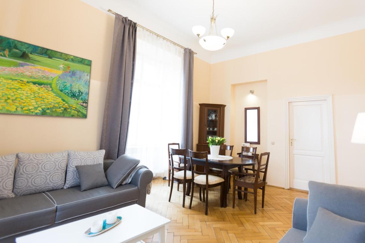 Apartments Roman Krakov Exteriér fotografie