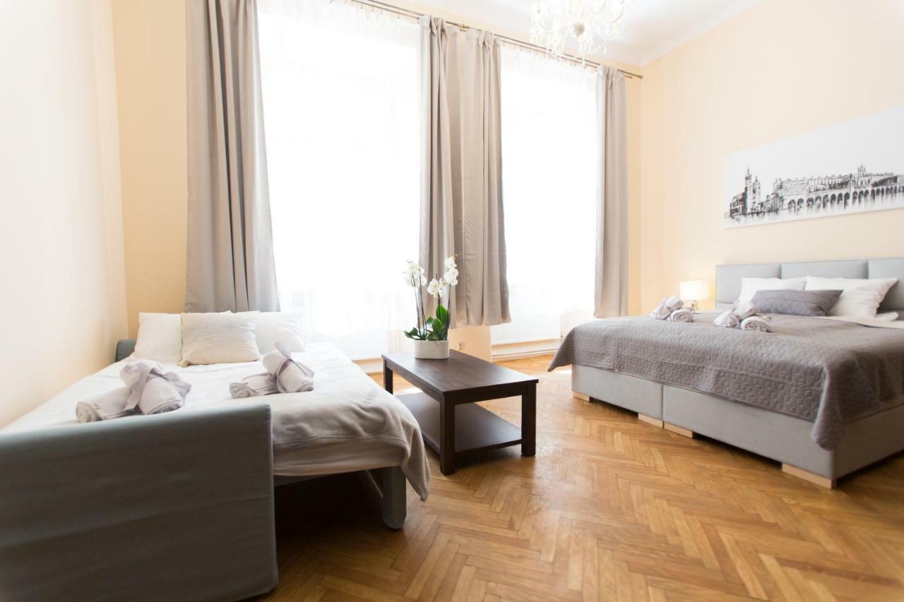 Apartments Roman Krakov Exteriér fotografie